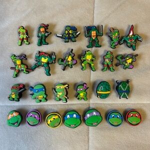 25 piece Ninja Turtle croc charms - New